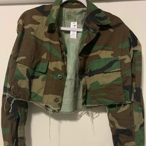 Camo Print Cropped Jacket